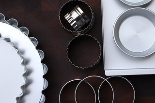Why Uncoated Aluminium Cake Pans Are Best