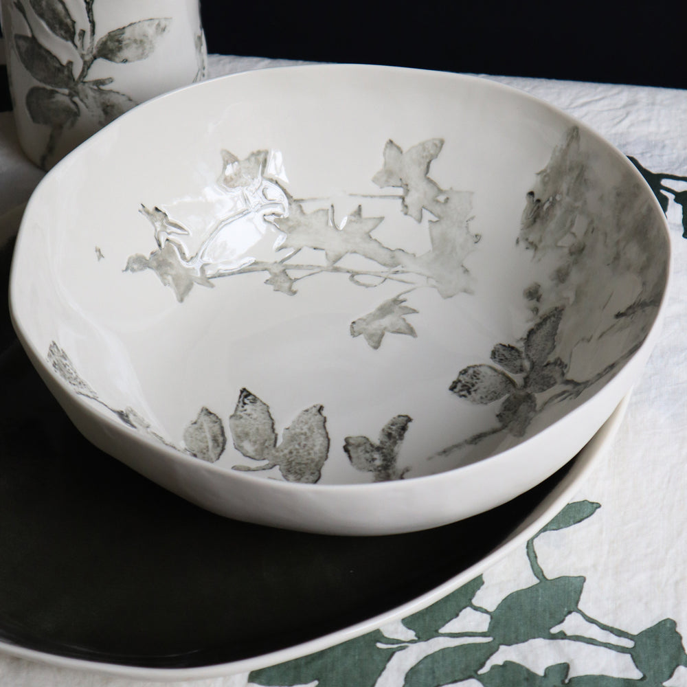 Bertozzi Porcelain Bowl / 30cm / Giardino