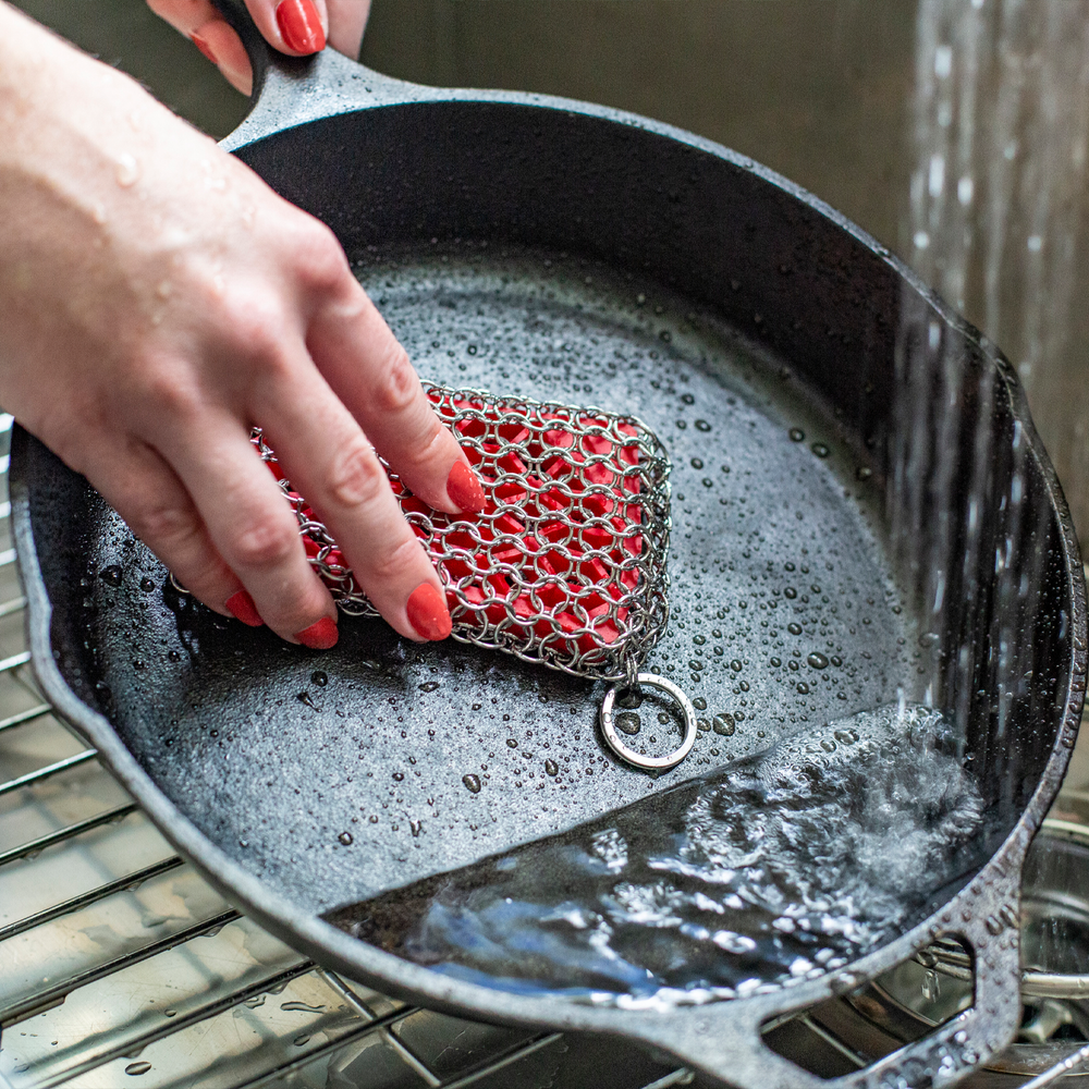 Lodge Cast Iron Red Chainmail Scrubbing Pad