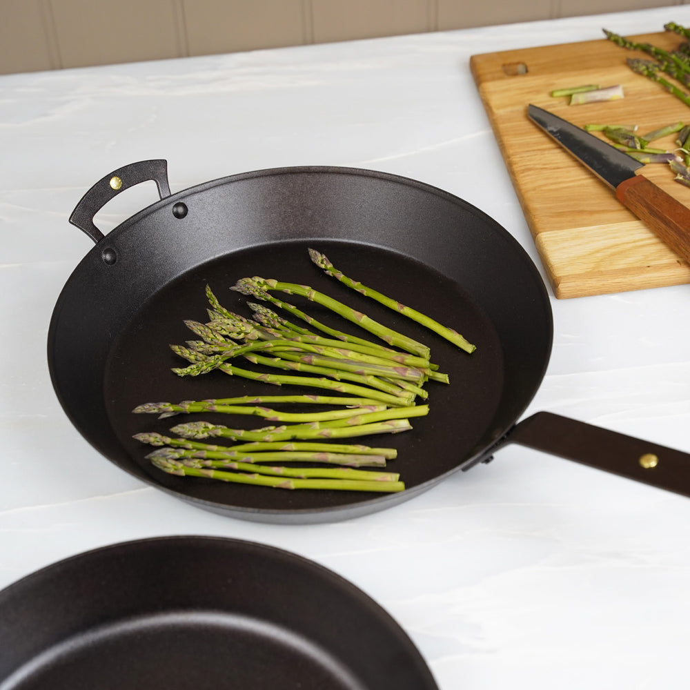 Netherton Foundry x Borough Kitchen Heavy-Duty Frying Pan
